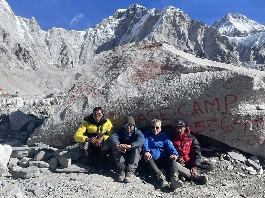 Everest Base camp trek via Salleri