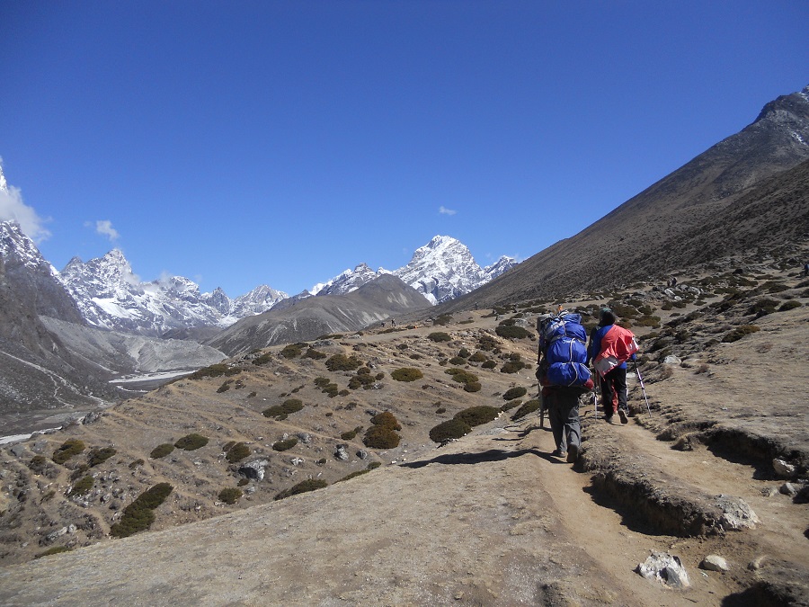 Trek to View Mt. Everest 