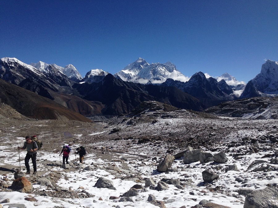 Everest Trekking to explore Gokyo Ri 