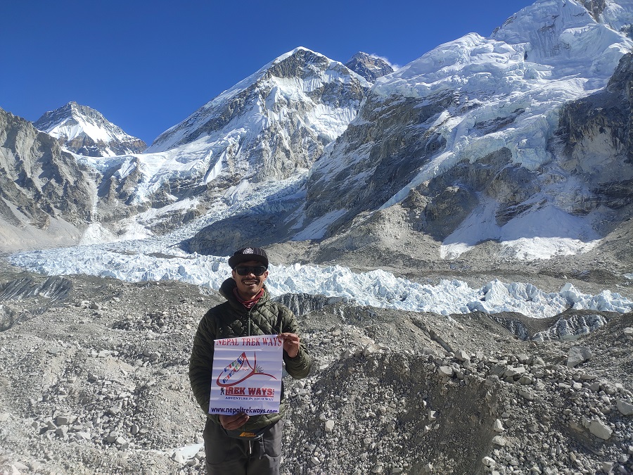 16 Days Everest Trekking