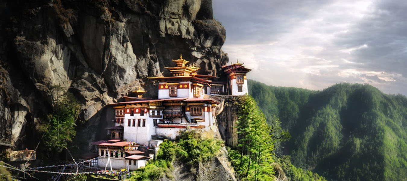 Take an insight into insight into the history, culture and tradition of Bhutan