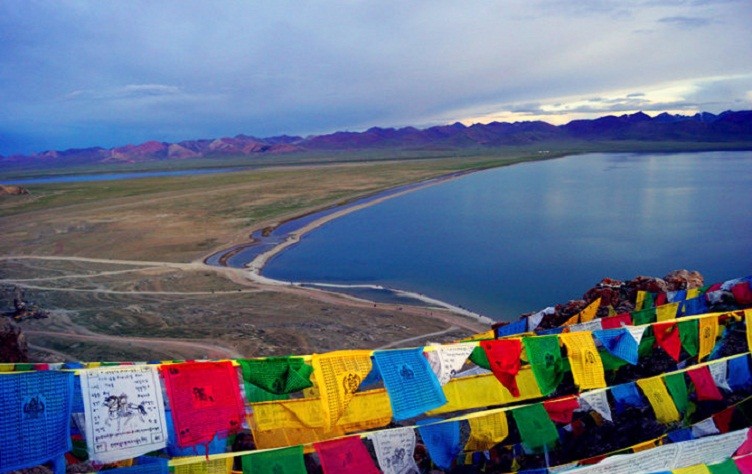 Lhasa—Yamdrok Lake  Tour